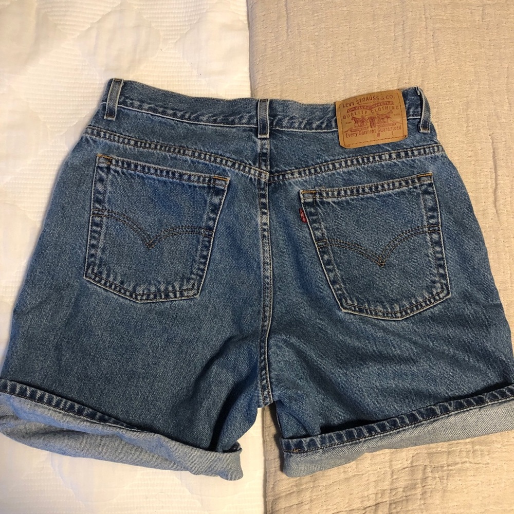 Levi Mom Shorts